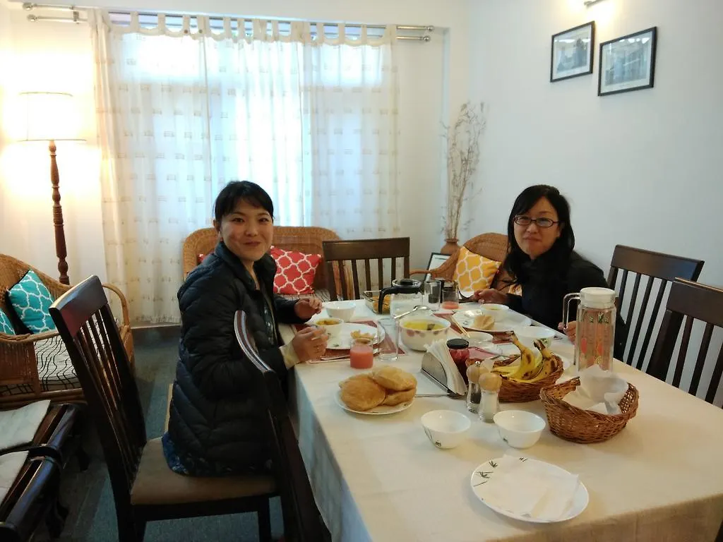Vatsalyam Home Stay Shimla 0*,